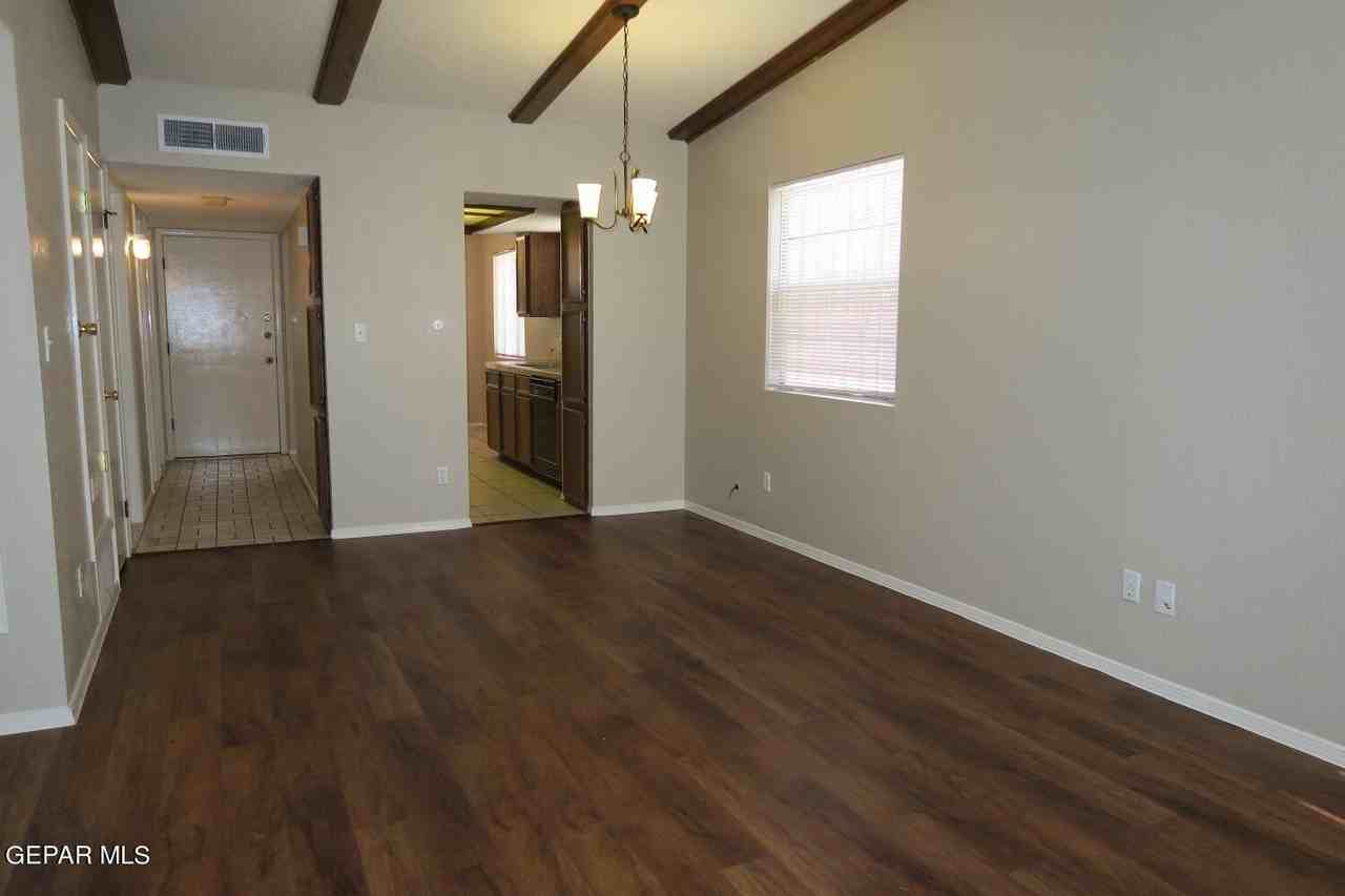 3121 Wayside St #A - Photo 5 of 26