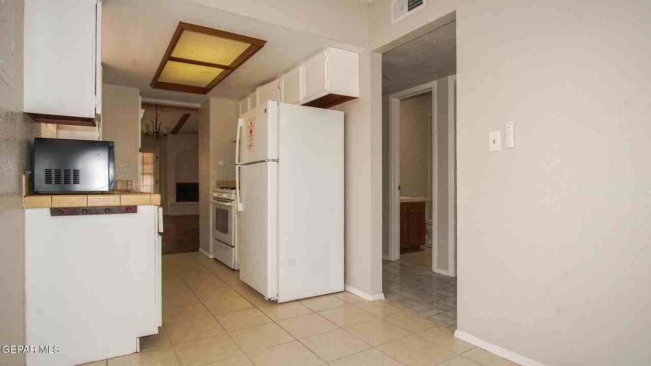 3121 Wayside St #A - Photo 6 of 26