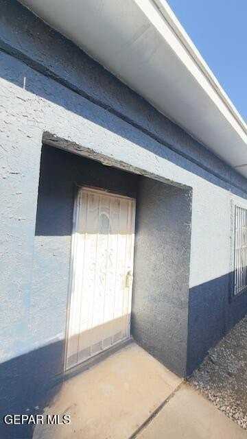 8804 Kenneth St - Photo 4 of 50
