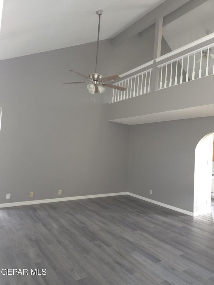 4629 Loma Grande Dr - Photo 3 of 36