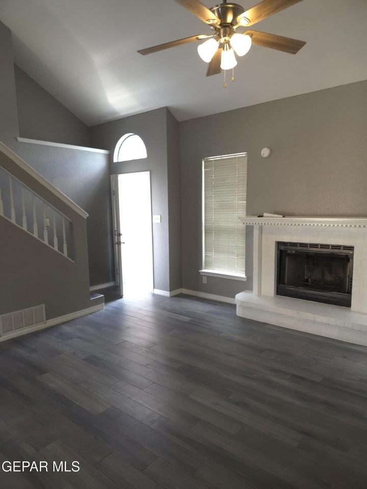 4629 Loma Grande Dr - Photo 5 of 36