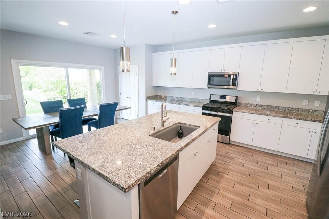 3032 Cipro Ave - Photo 6 of 45