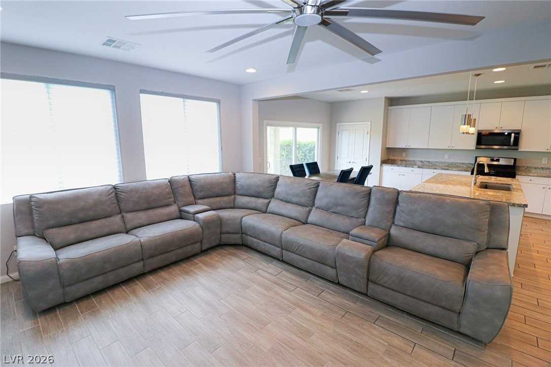 3032 Cipro Ave - Photo 7 of 45