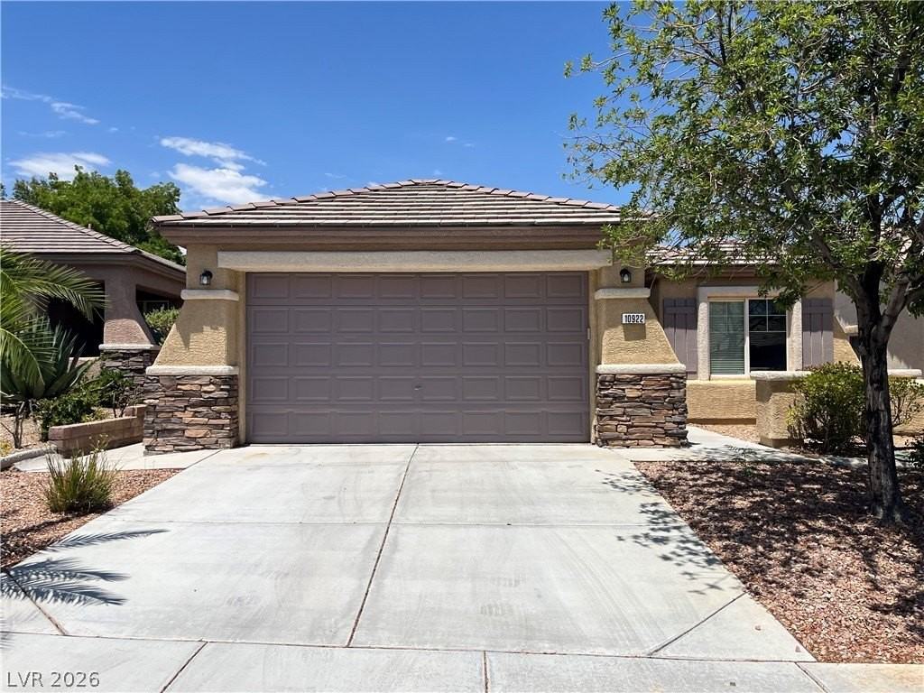 10922 Moonbeam Glow Ln - Photo 2 of 50