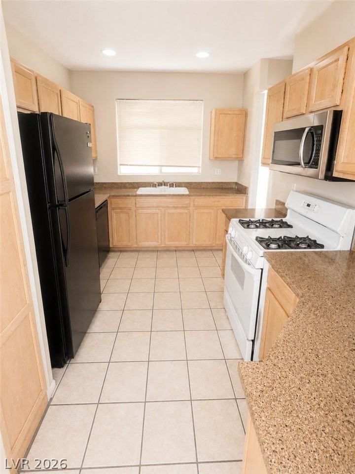 1616 Cardinal Bluff Dr #203 - Photo 6 of 13