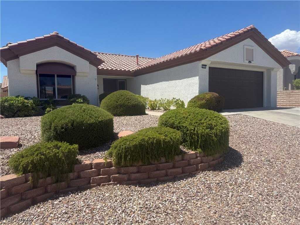 9909 Bundella Dr - Photo 2 of 50