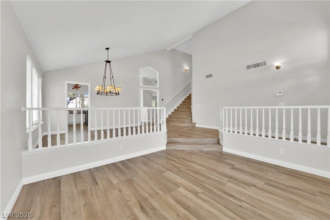 8112 Tropic Isle Cir - Photo 5 of 44