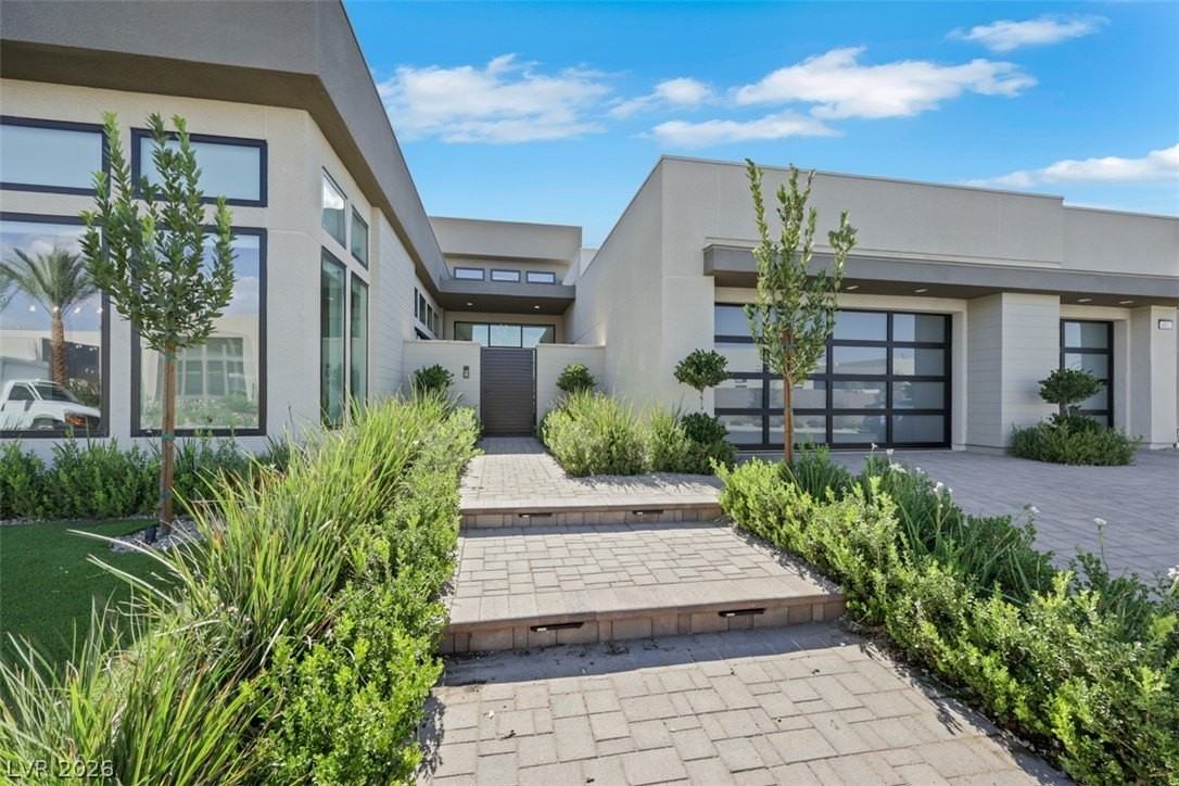 4803 Verde Bloom St - Photo 4 of 50