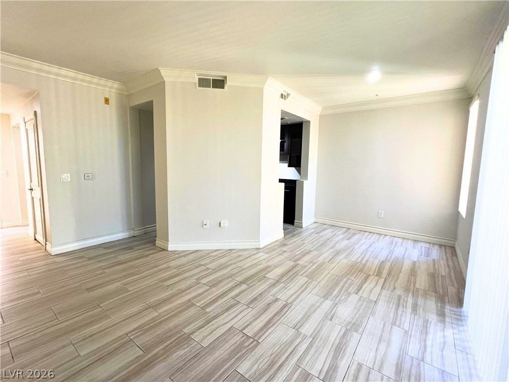 210 E Flamingo Rd #302