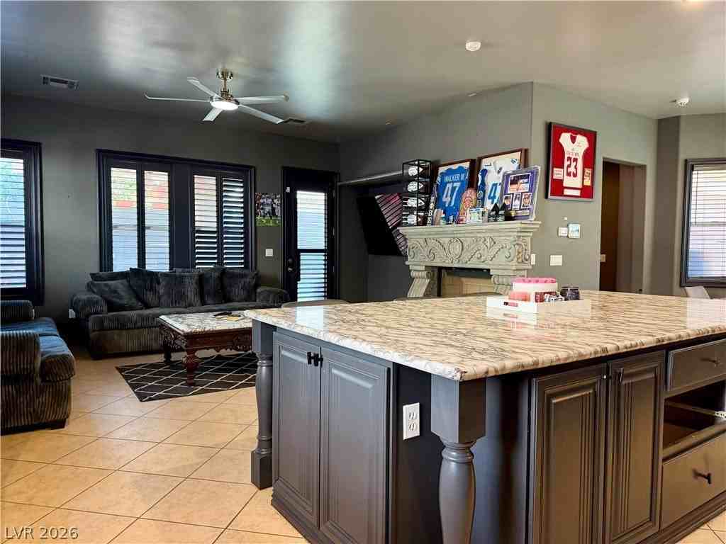 488 Via Palermo Dr - Photo 4 of 31