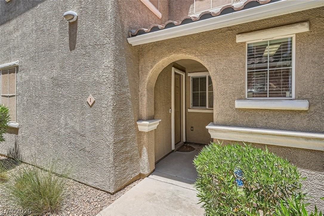 25 Red Oak Canyon St #1 - Photo 2 of 26