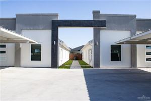 featured image of 1600 Angelina Dr #2