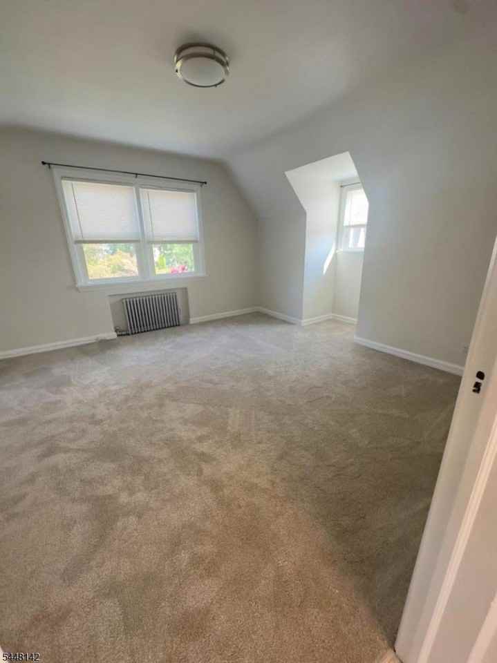 92 Aberdeen Ct - Photo 6 of 17