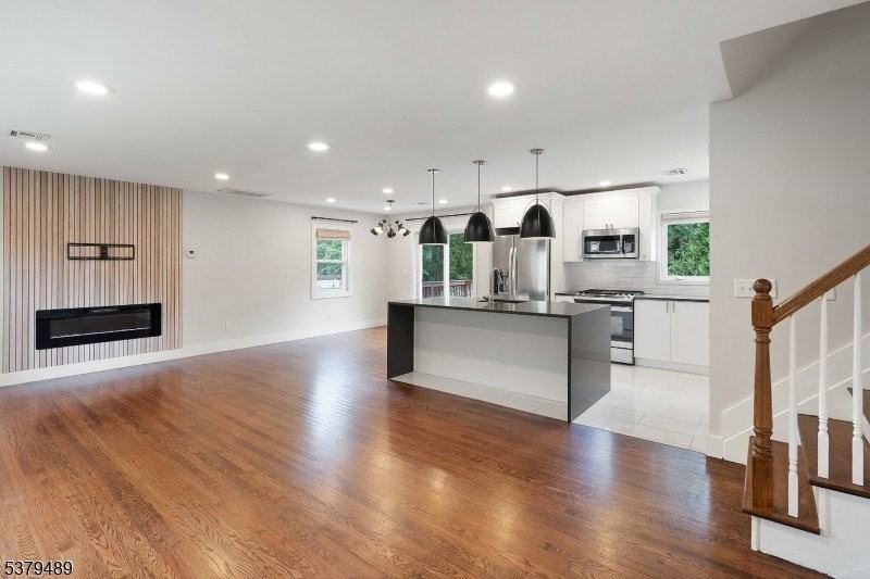 299 Springfield Ave - Photo 4 of 29