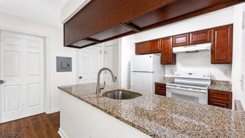 featured image of 23 Norwich Pl