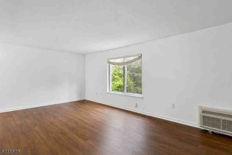 23 Norwich Pl - Photo 4 of 18