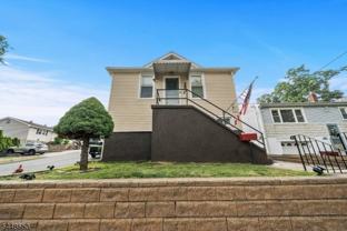 207 Van Winkle Ave - Photo 1 of 1