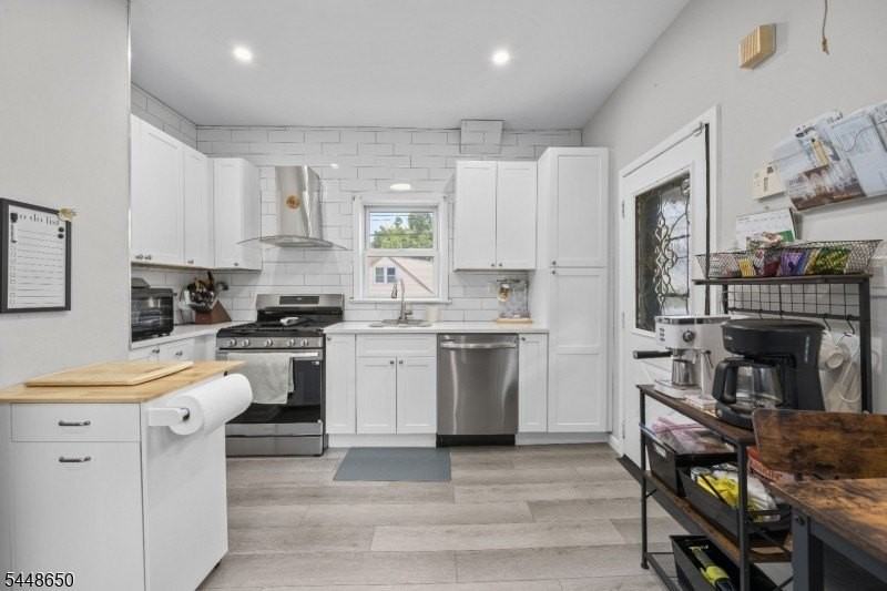 207 Van Winkle Ave - Photo 4 of 13