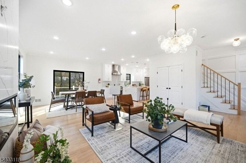 85 Kings Rd - Photo 6 of 44