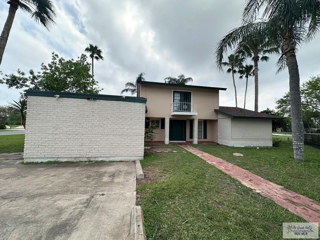 704 Zapata Ave - Photo 3 of 20
