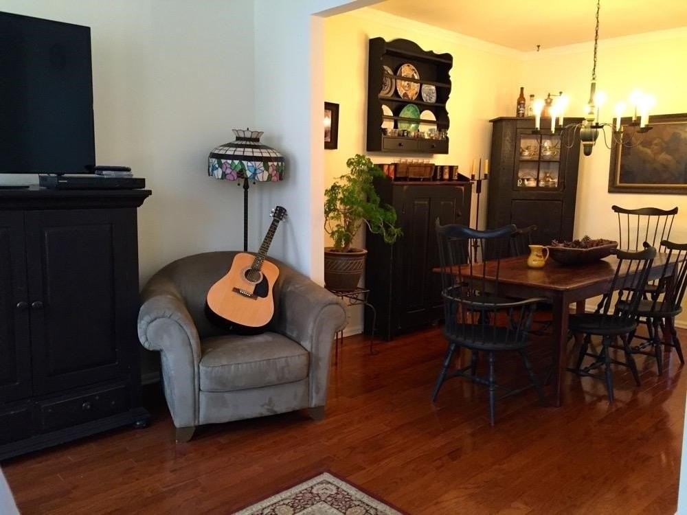 53 Birch St - Photo 4 of 21