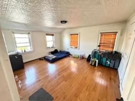 featured image of 17 Beach St #2