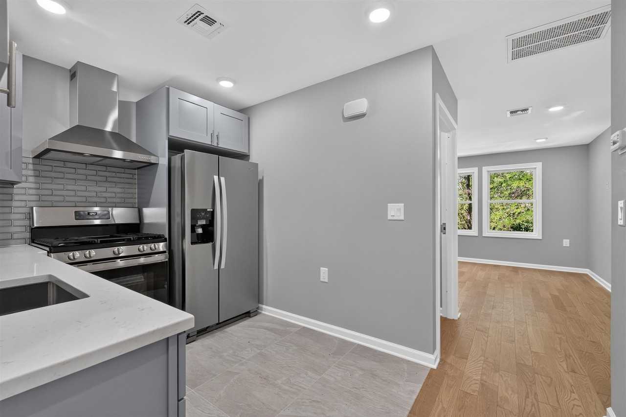 74 W 52nd St #2 - Photo 7 of 14