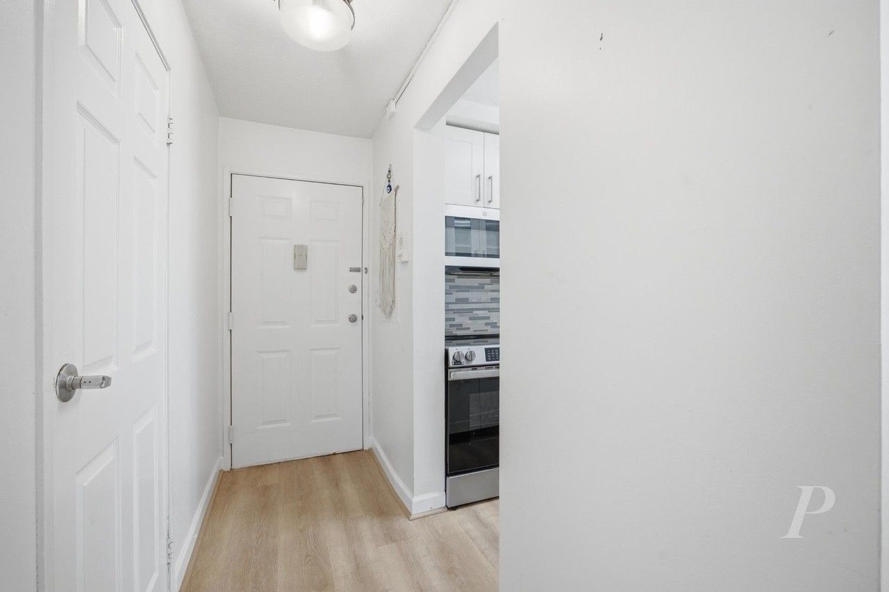 9019 Wall St #2A - Photo 7 of 17