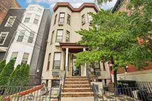 featured image of 82 Manhattan Ave #6