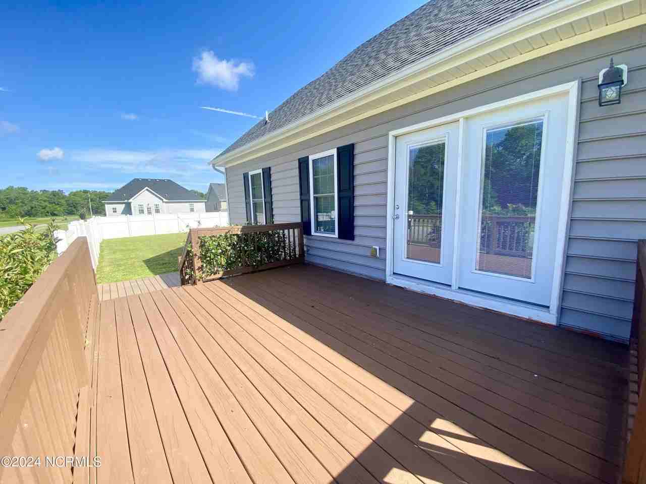 532 Millbrooke Cir - Photo 4 of 13