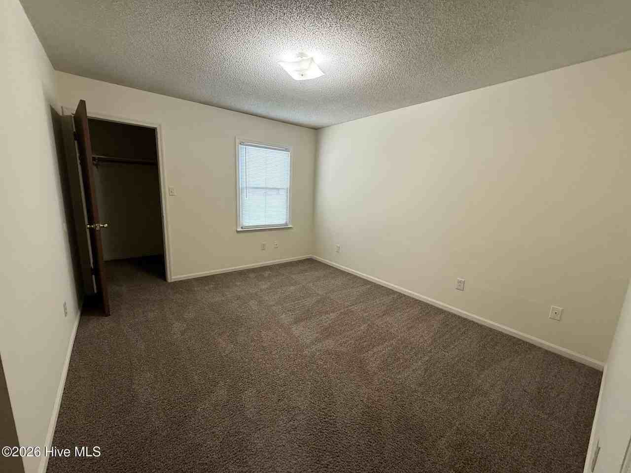 1802 Burgaw Hwy - Photo 4 of 6