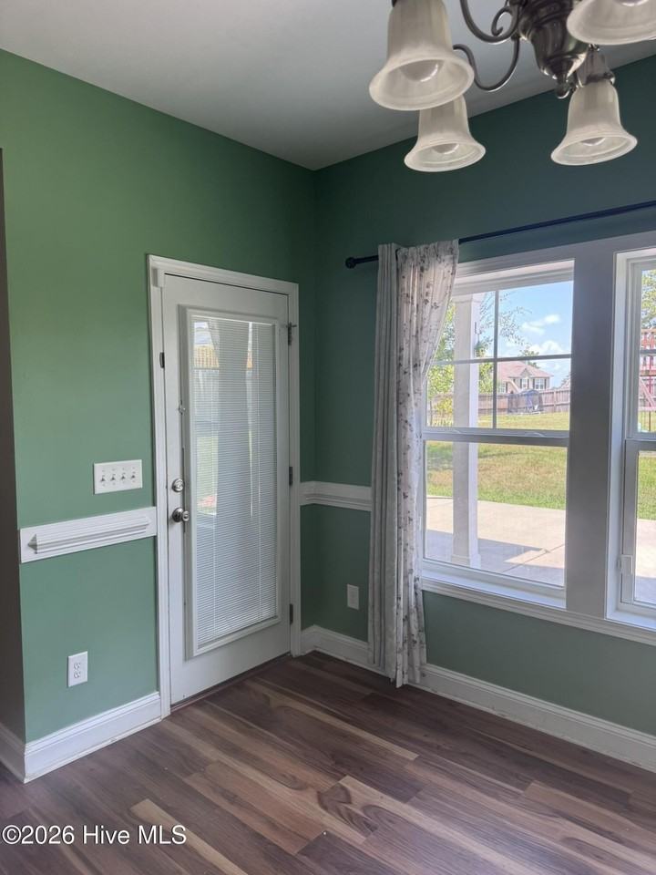 276 Turriff Way - Photo 7 of 50