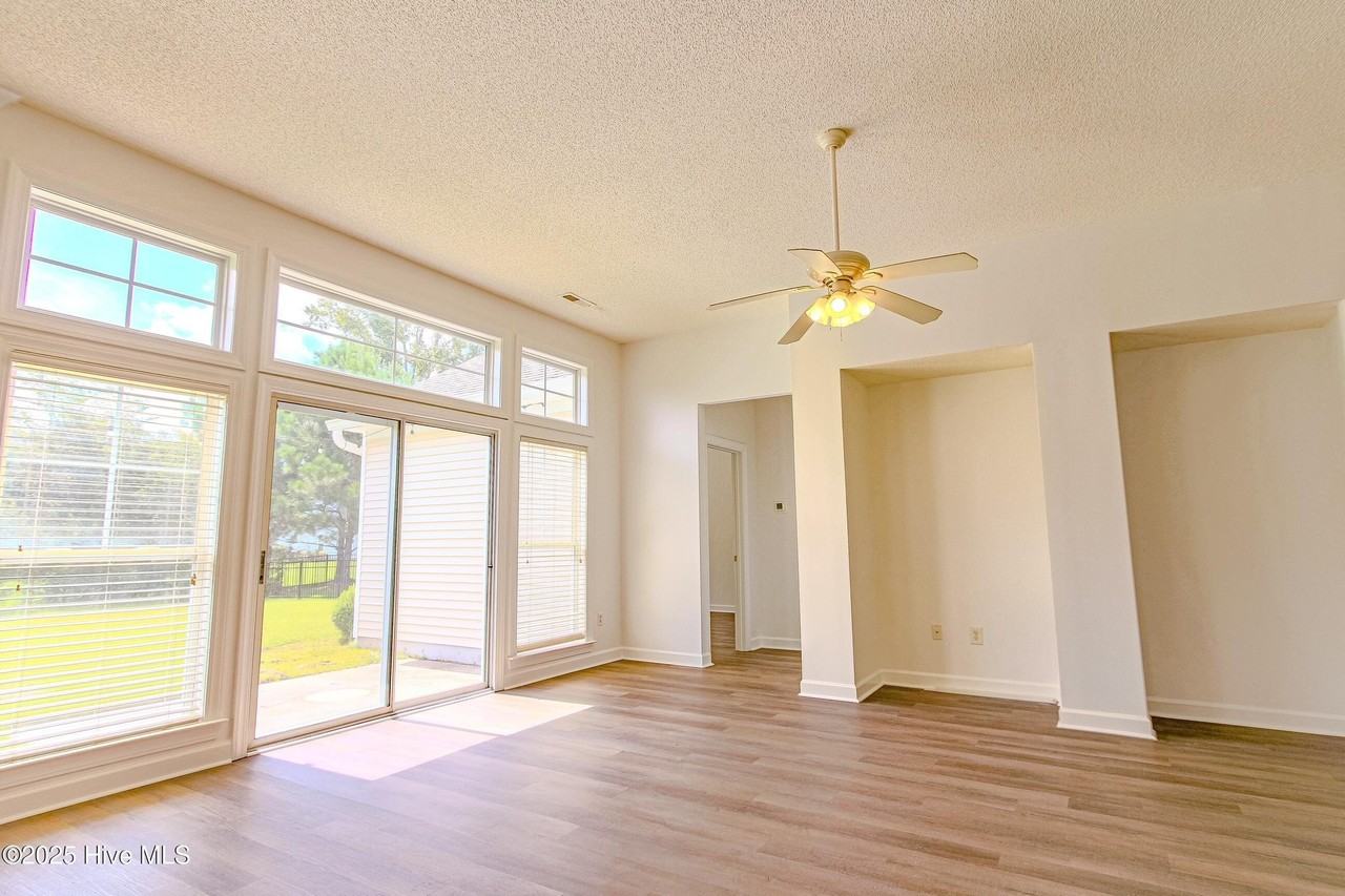 1005 Meadowlands Trl Nw - Photo 7 of 20