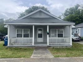 featured image of 1303 King St