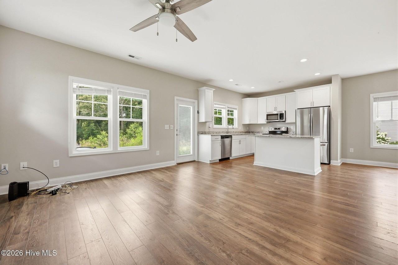 493 Camp Easter Road - Photo 6 of 40