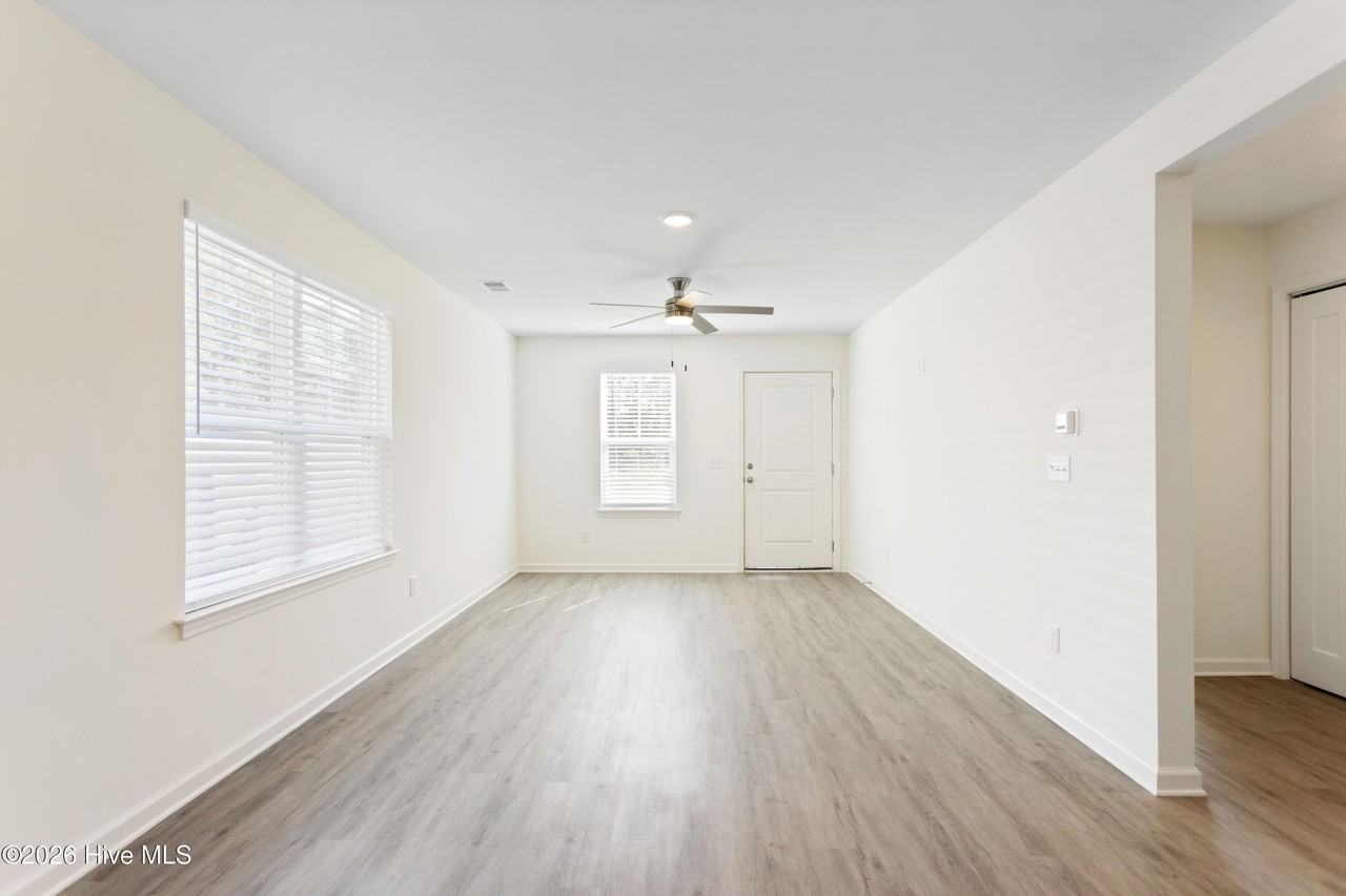 718 Taylor St #A - Photo 2 of 23