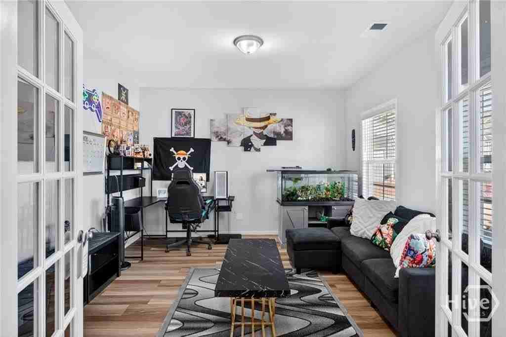 124 Jennie Dr - Photo 5 of 38