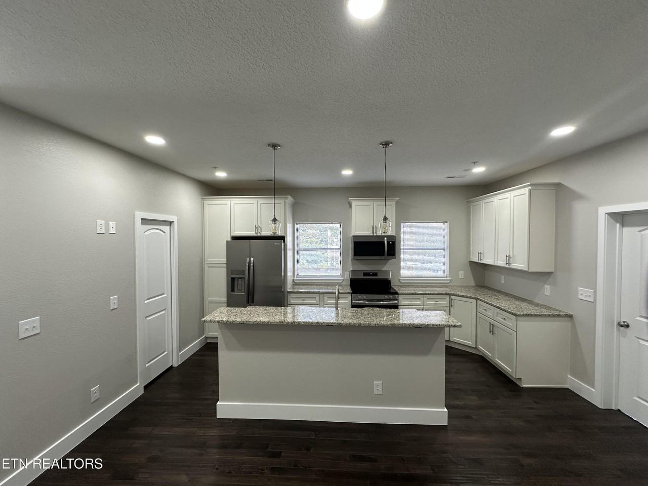 941 Luttrell St #C - Photo 5 of 25