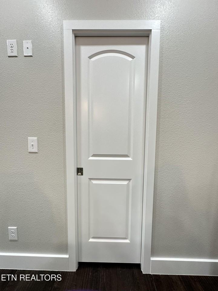 941 Luttrell St #C - Photo 7 of 25