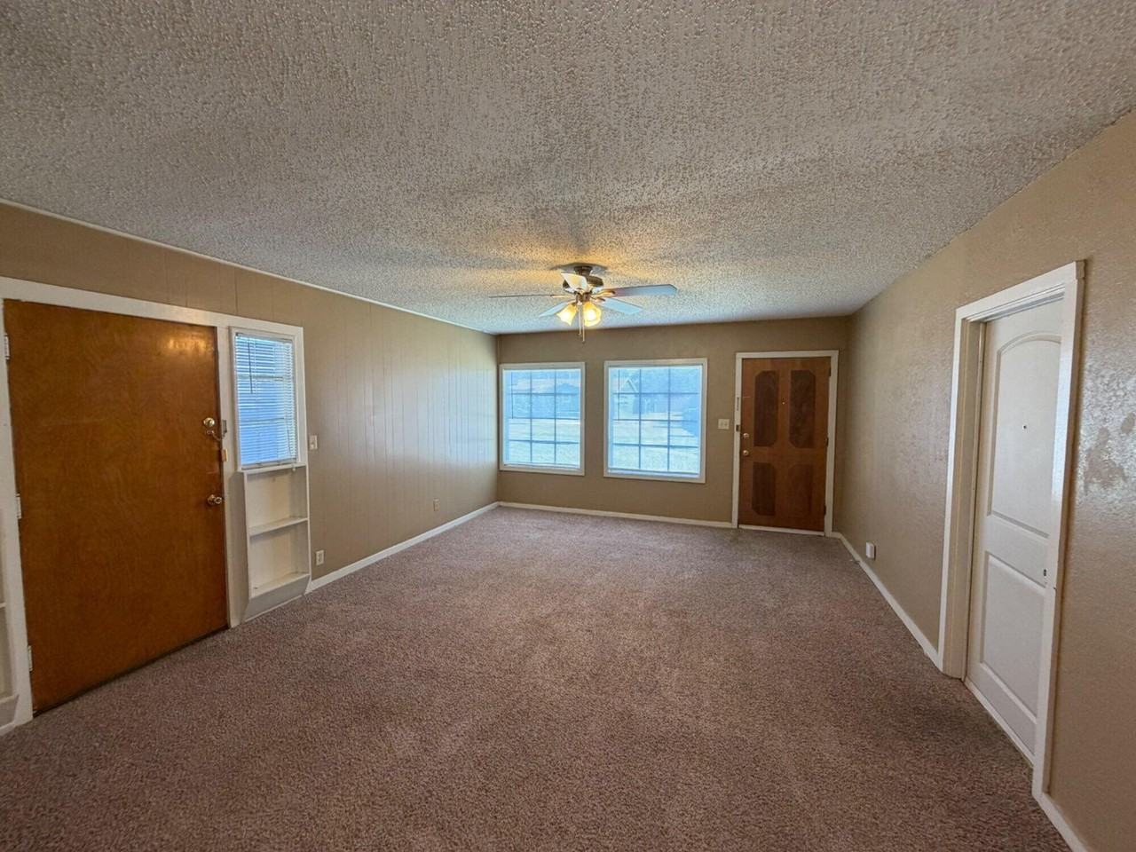 3706 25th St - Photo 2 of 8