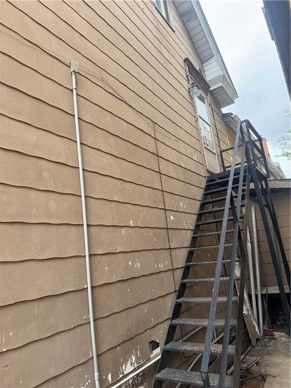 328 W Broad St - Photo 2 of 24