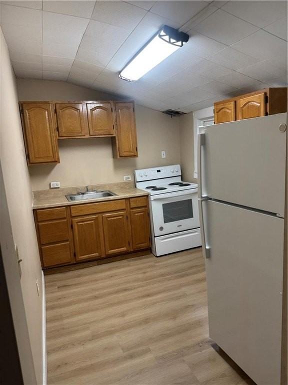 328 W Broad St - Photo 6 of 24