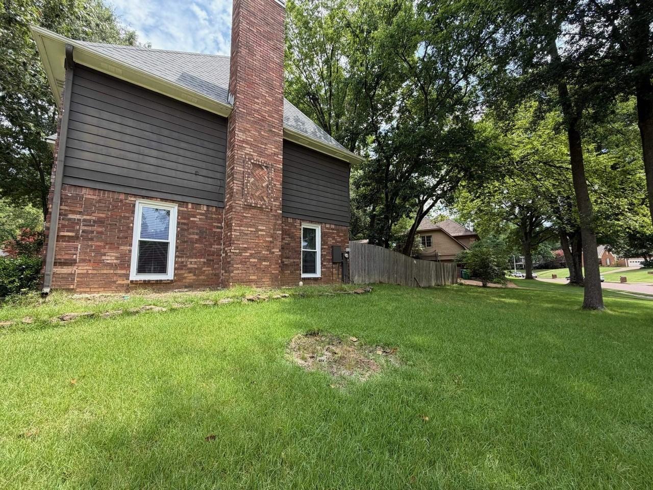 2910 Foster Dale Cv - Photo 7 of 39