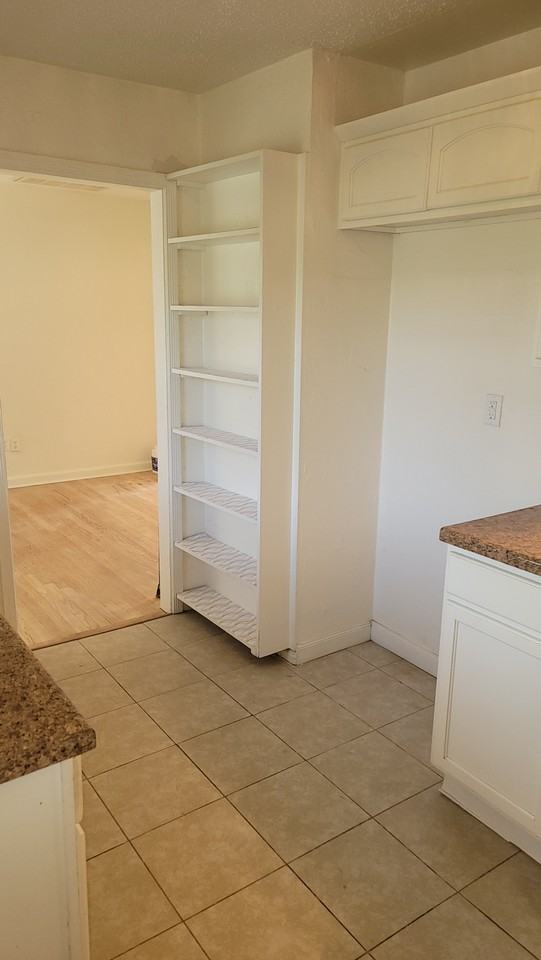 5016 S Olie Pl #1 - Photo 7 of 39