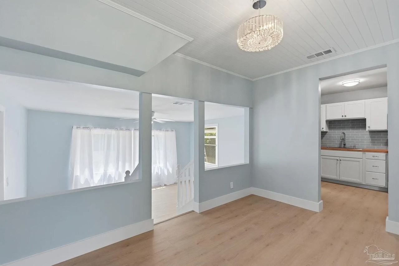 525 Pelham Rd #1 - Photo 3 of 16