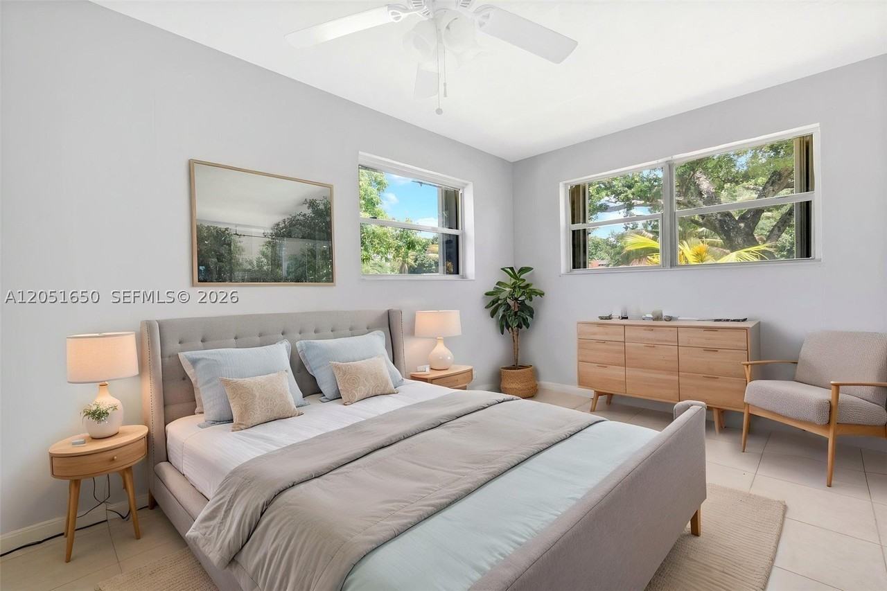 670 Ne 130th St #670 - Photo 6 of 23