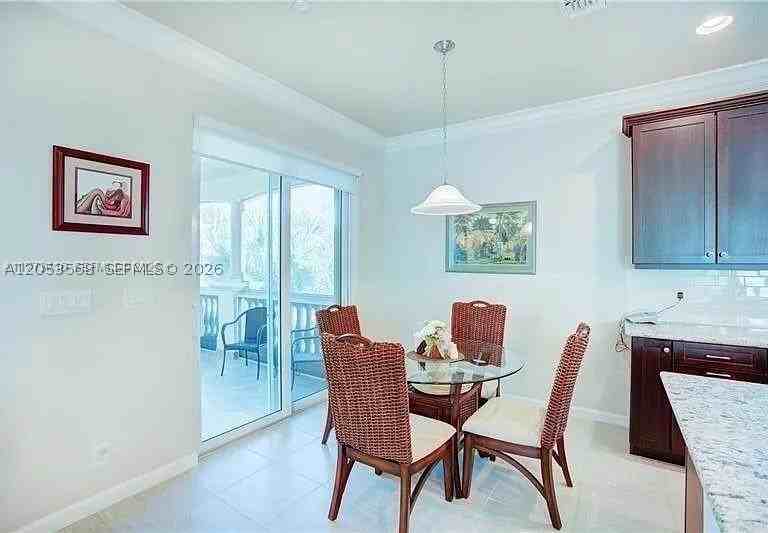 111 Tresana Blvd #31 - Photo 6 of 29