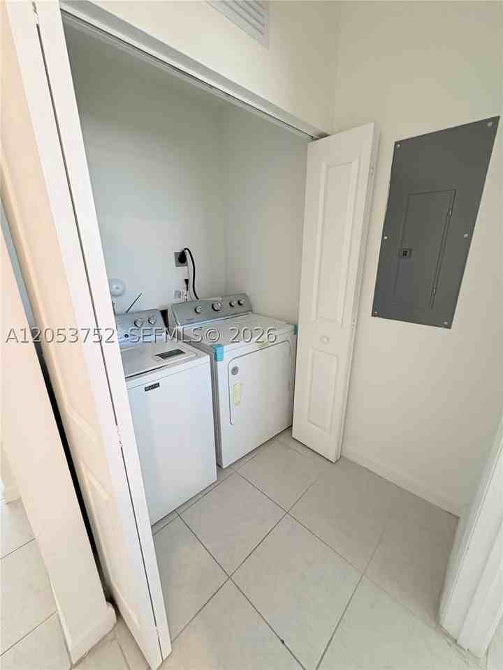 13232 Sw 287th Ter - Photo 4 of 17