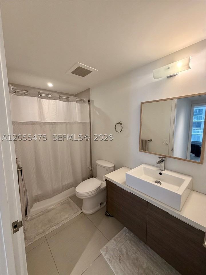 1010 Sw 2nd Ave #707 - Photo 5 of 10