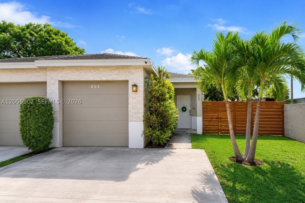 935 Nw 2nd Ave